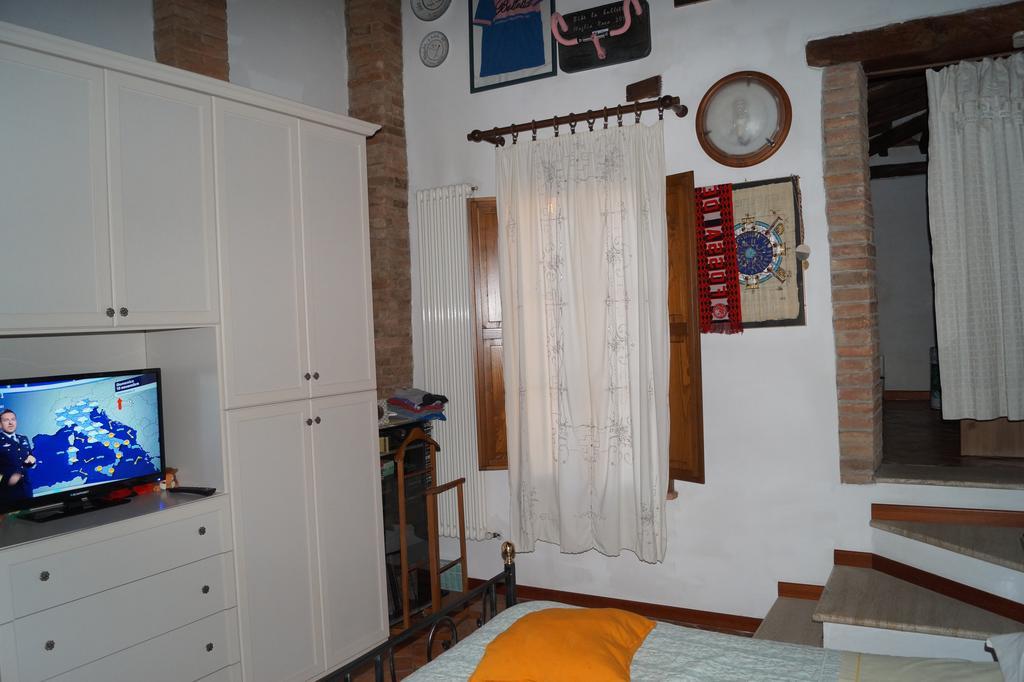 Hotel Il Pozzo Della Citerna à Castelnuovo Berardenga Extérieur photo