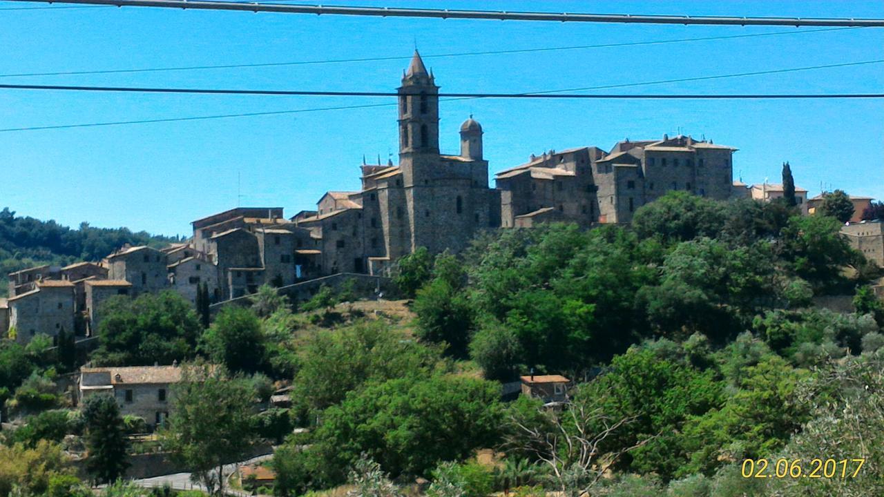 Hotel Il Pozzo Della Citerna à Castelnuovo Berardenga Extérieur photo